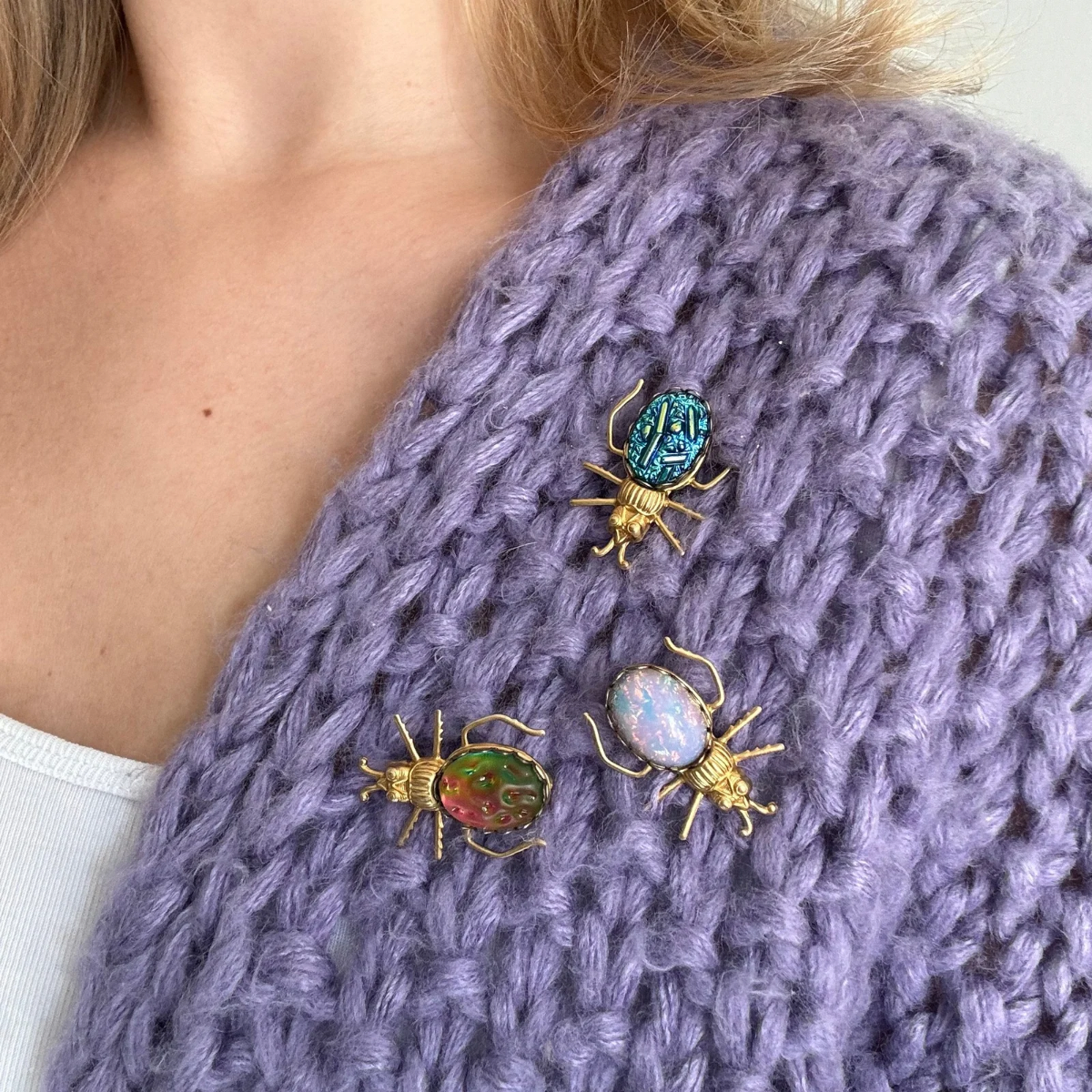 BEETLE BROOCH - OPAL